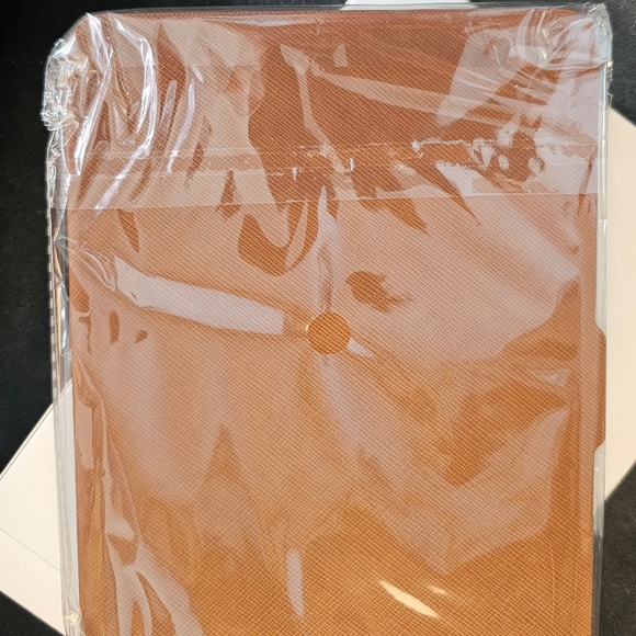 Authentic Omoton Kindle Paperwhite (pre-2018 models) hardshell case, NIB, brown - Picture 4 of 5